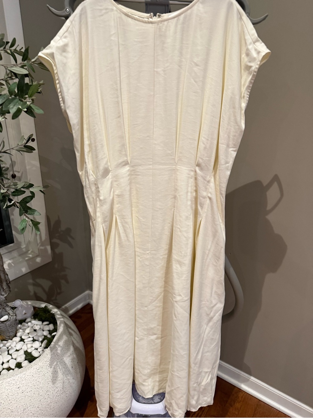 Nordstrom Cream Cap-Sleeve Midi Dress - Picture 3 of 7